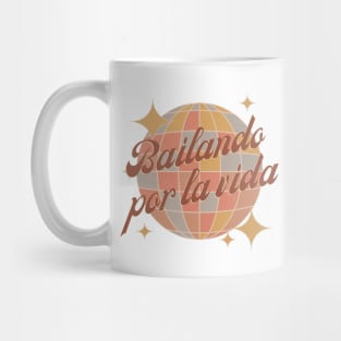 Bailando por la vida,  dancing through life, retro brown Mug